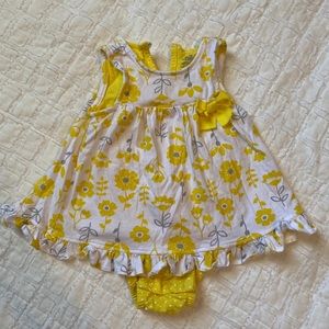 Yellow and white flower dress